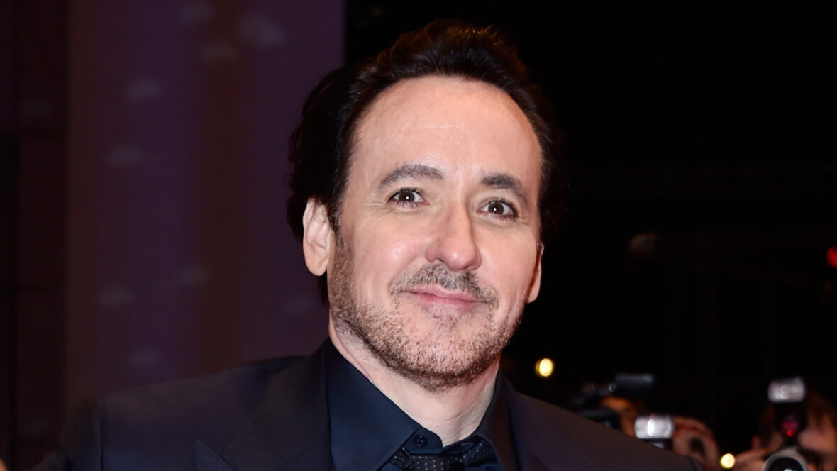 John Cusack appears at Comic Con